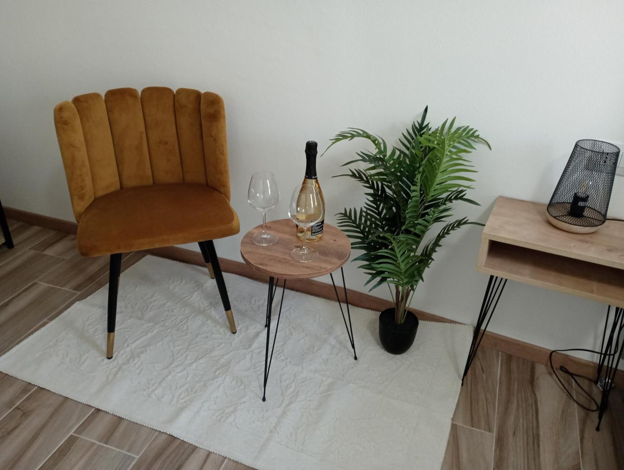 Niu Rooms Oristano Dış mekan fotoğraf